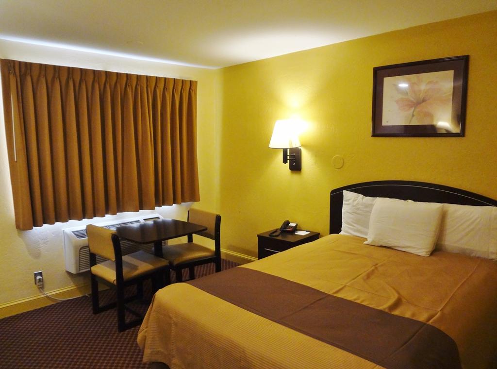 Americas Best Value Inn - Goldsboro Rom bilde